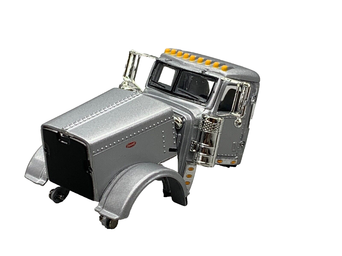 1/64 DCP PARTS SILVER PETERBILT 389 DAY CAB | eBay