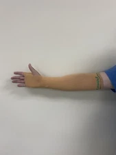 POSEY SKIN SLEEVE ARM PROTECTOR #6000B SIZE MEDIUM PAIR