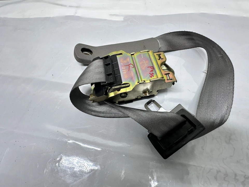 98-02 Firebird Camaro Front Passenger Seat Belt Retractor Gray Tested ✅ Oem Foto 3 de 4