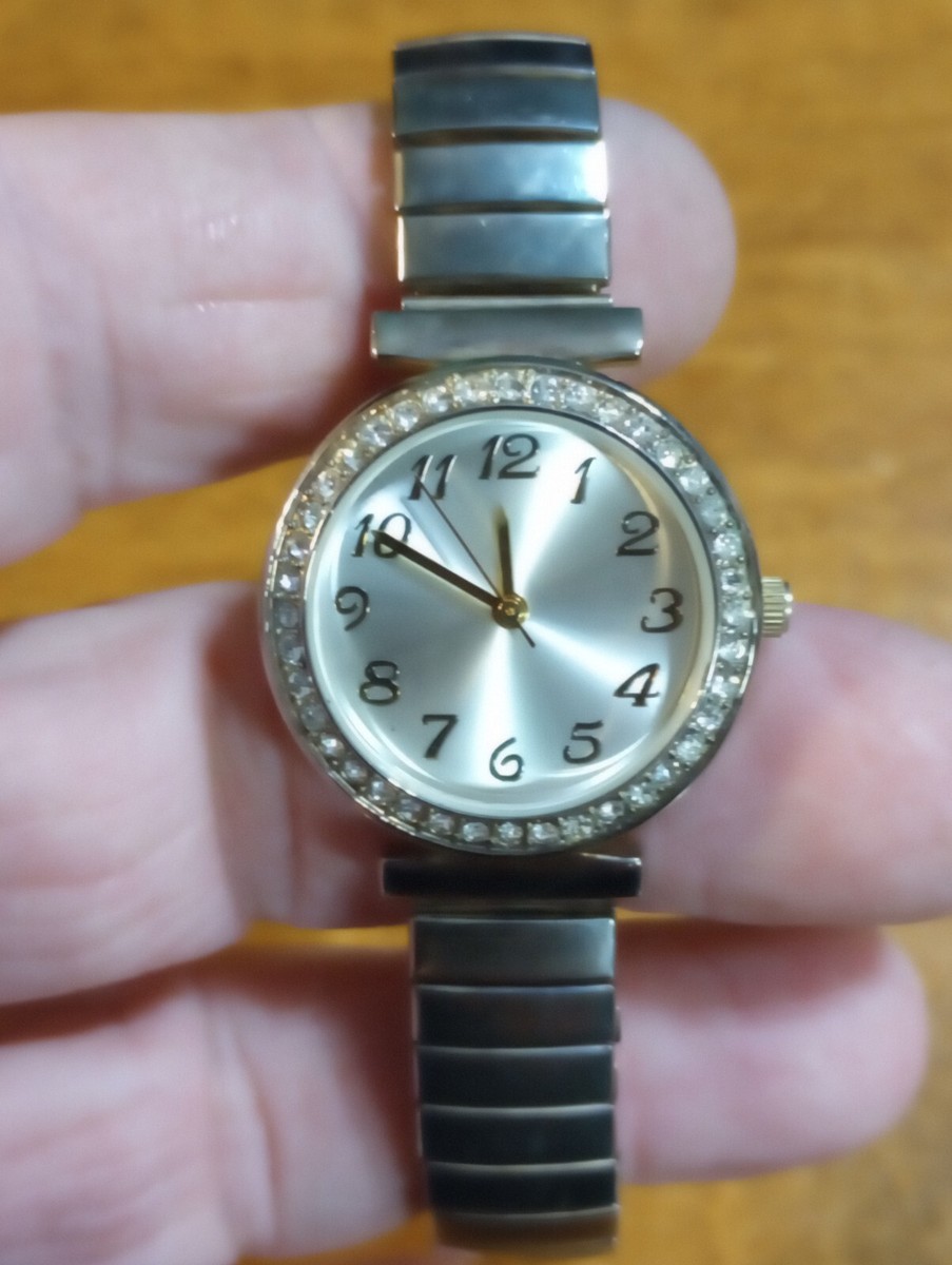 B Ladies Watch New Battery B Ladies Watch New Battery | eBay main image 4