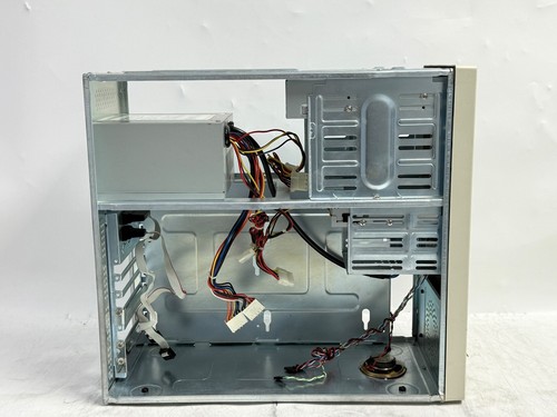 Vintage Beige ATPC case w/ floppy, CD drive, and 250W PSU - Afbeelding 11 van 15