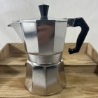 Foto 1 di 9