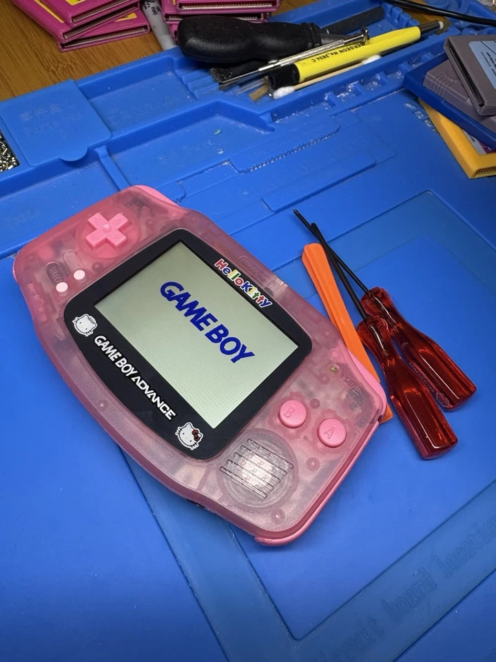 Backlit IPS V2 Hello Kitty Pink Nintendo Gameboy Advance cartridge GBA pouch - Image 4 of 4