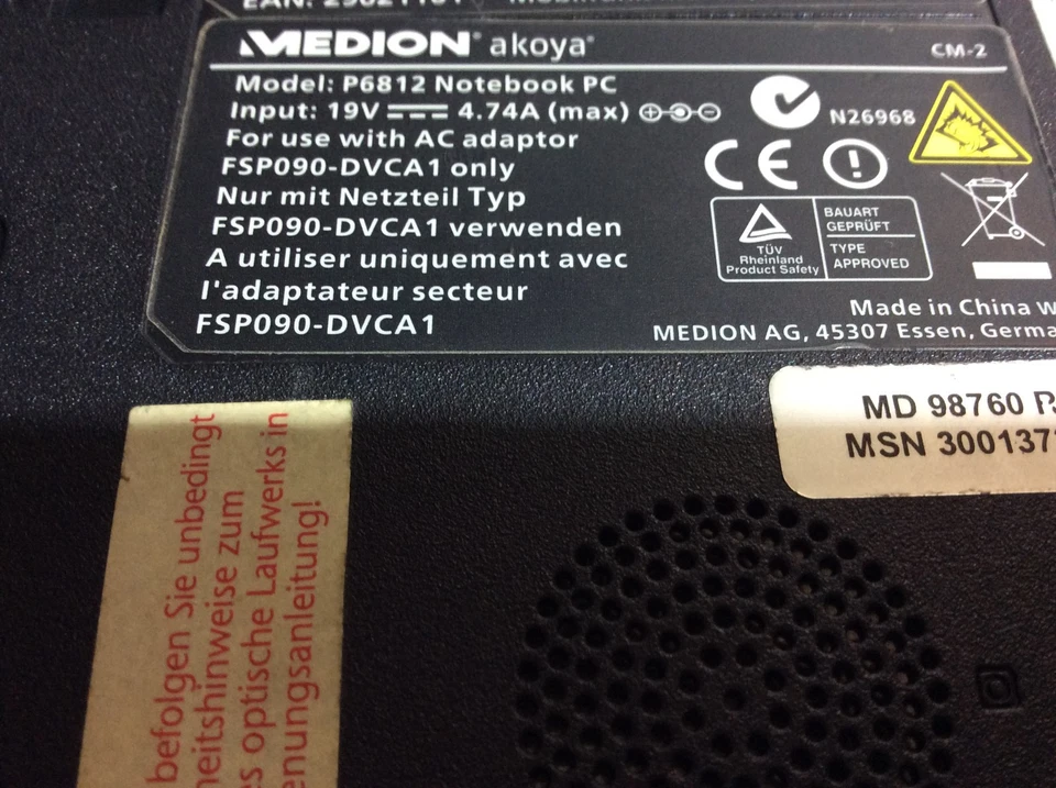 Medion Akoya P6812 – i3-2330M / 4 GB RAM / 60 GB SSD / 15,6" HD / Win10 - Bild 3 von 4