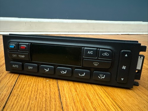 2005 2006 2007 Ford F250 F350 Super Duty Digital Climate Heater AC Control OEM