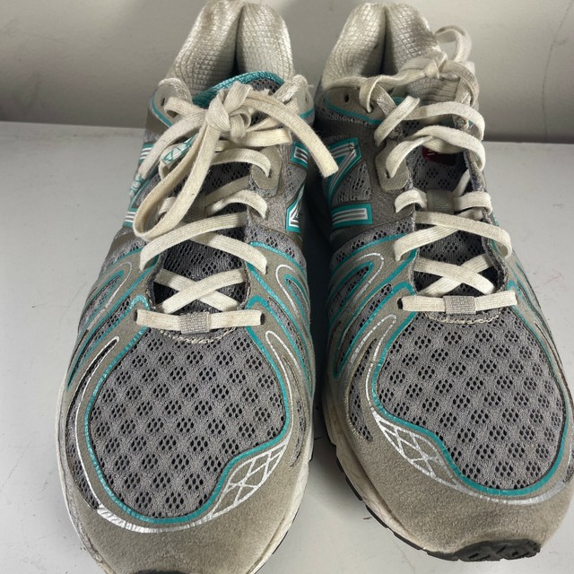 Size 8 - New Balance 890 Silver for 