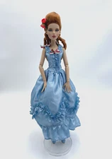 2015 TONNER DEJA VU DAME DE LOISIRS LADY OF LEISURE 16.5" DOLL LE 200 & STAND