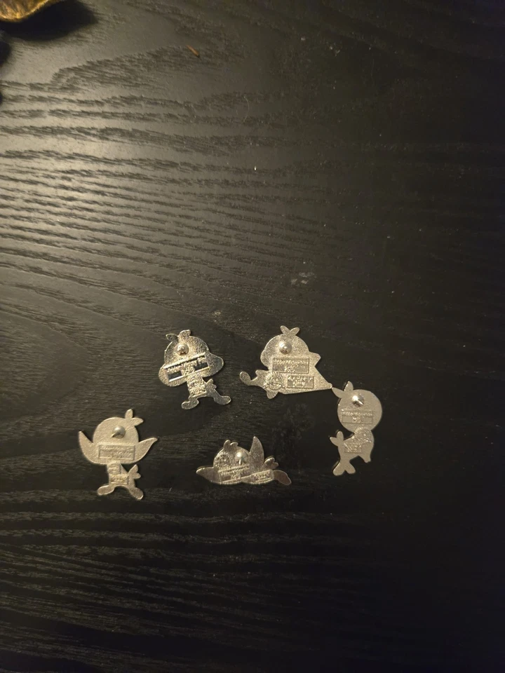 Juego completo de prendedores colección Orange Bird serie Mickey ocultos Disney Parks 2011 Foto 2 de 3