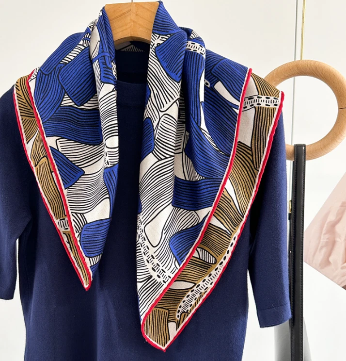 70% Cashmere 30% Silk Neckerchief Scarf Shawl Bandana 26'' Blue ear Print Wrap