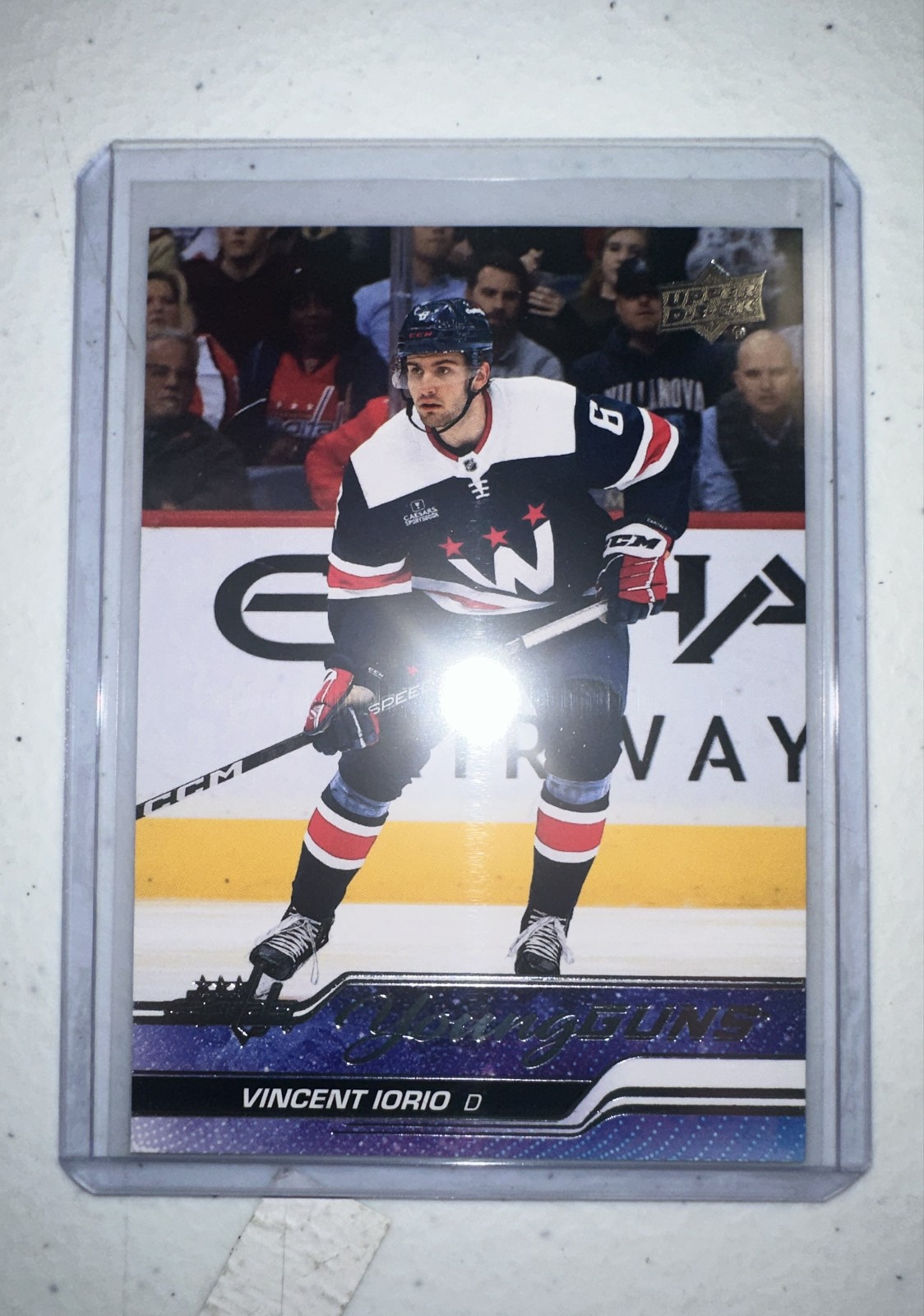 2023-24 Upper Deck Series 1 - Young Guns Vincent Iorio #224 (RC)