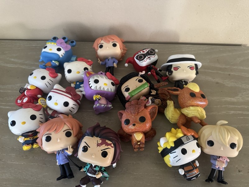 Funko POP Huge Lot Hello Kitty Pokémon Batman Anime Naruto