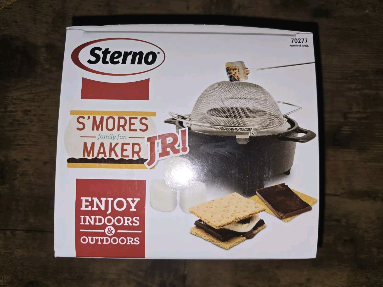 Sterno S'Mores Maker Red Campfire Kit Indoor/Outdoor Family Fun Dishwasher Safe