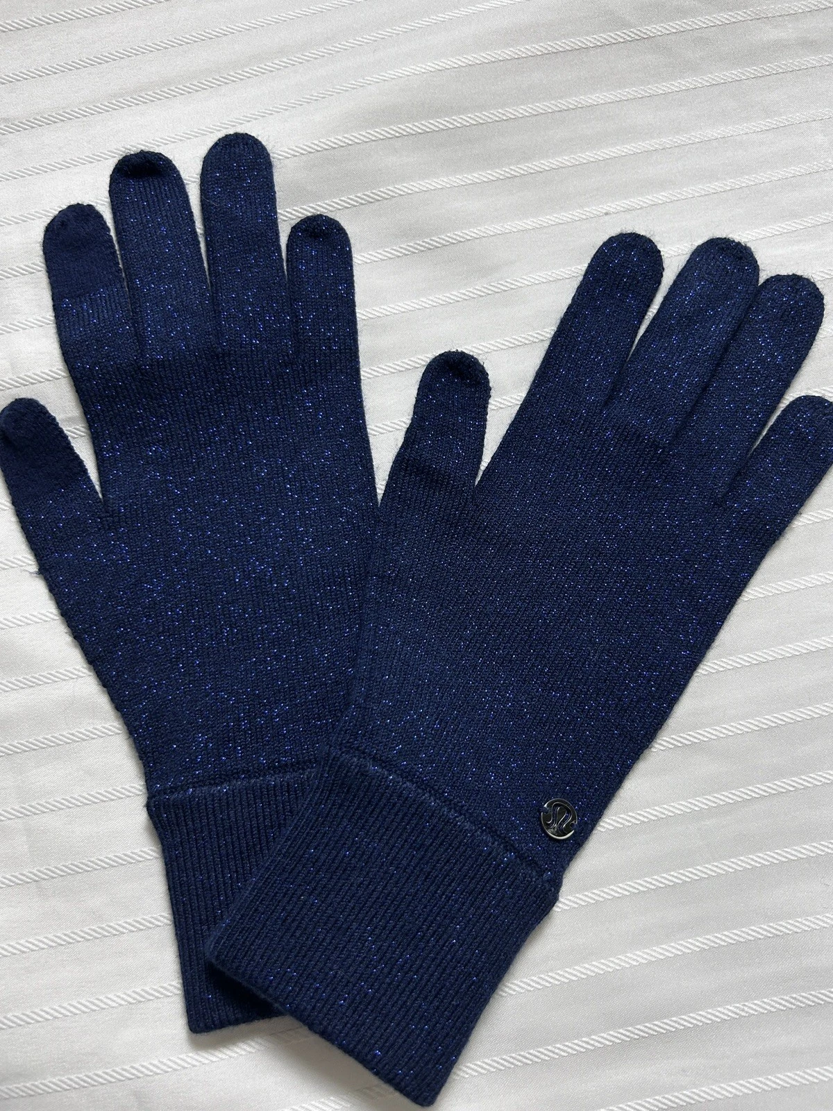 🧤NWT$52 Lululemon Warm Revelation Gloves - CLBL - Size S