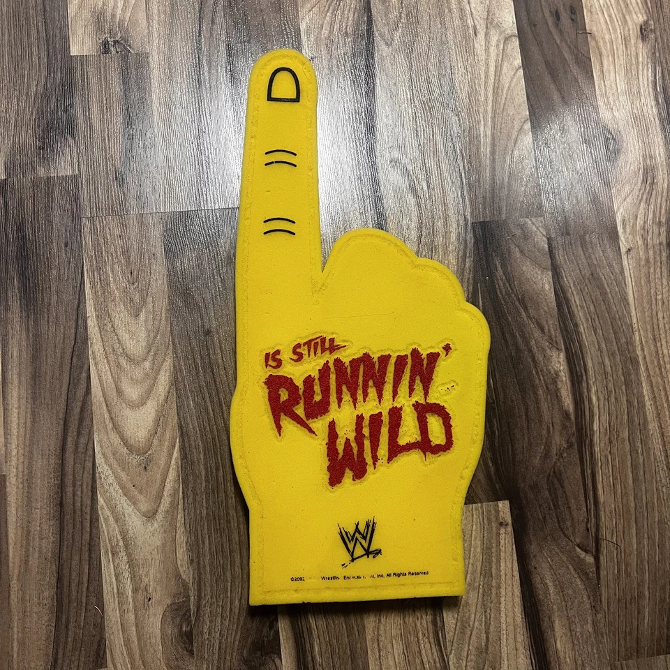 Dedo de espuma Hulk Hogan 2002 Hulkamania WWE de colección Foto 4 de 4