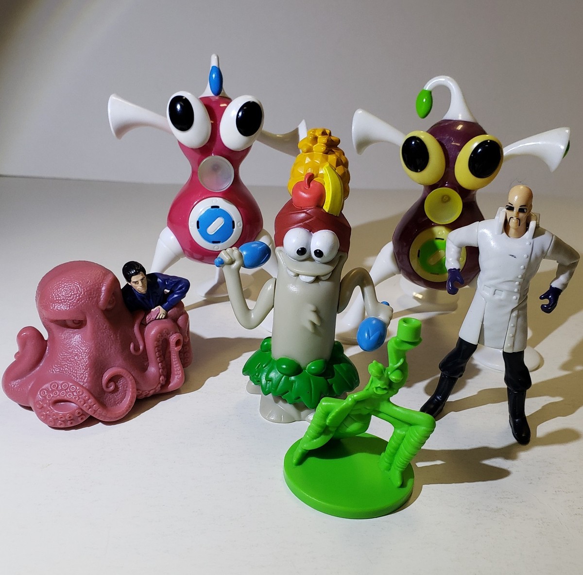 McDONALD'S HAPPY MEAL TOYS LOT Zizzle iZ DANCIN WAFFLE Dr