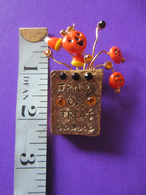 Halloween Pumpkin Trick or Treat  Bag Enamel Pin Jack Lantern Hat Badge Brooch