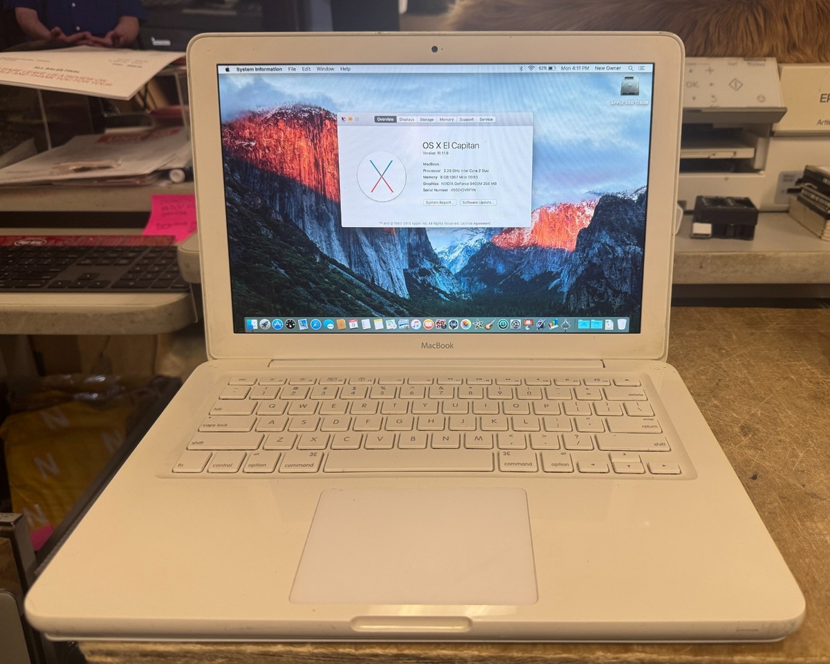 Apple MacBook 13-inch June 2010 2.26GHz Intel Core 2 Duo (MC207LL