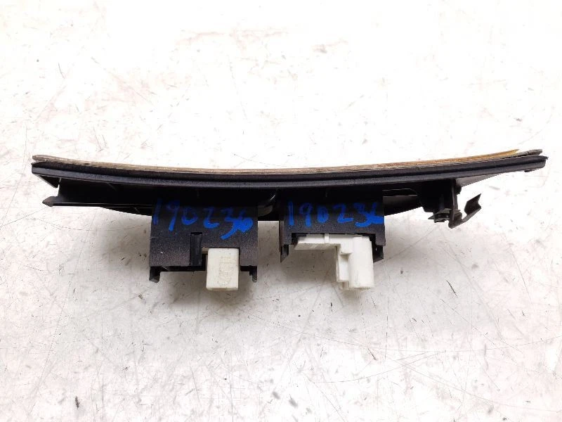 1997 TOYOTA AVALON XLS PASSENGER SIDE FRONT DOOR WINDOW SWITCH  - Image 4 of 4