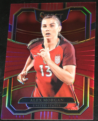 Alex Morgan [Maroon] #13 2017 Panini Select card