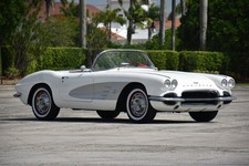 1961 White Chevrolet Corvette   | C1 Corvette Photo 1