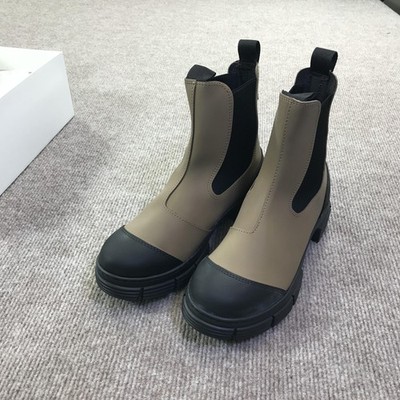 Ganni Boots Womens Size 39 Fossil Chelsea Ankle Lug Sole Chunky Pull On S1594