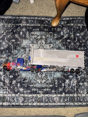 Hasbro Transformers Dark of the Moon Mechtech Ultimate Optimus Prime 2011