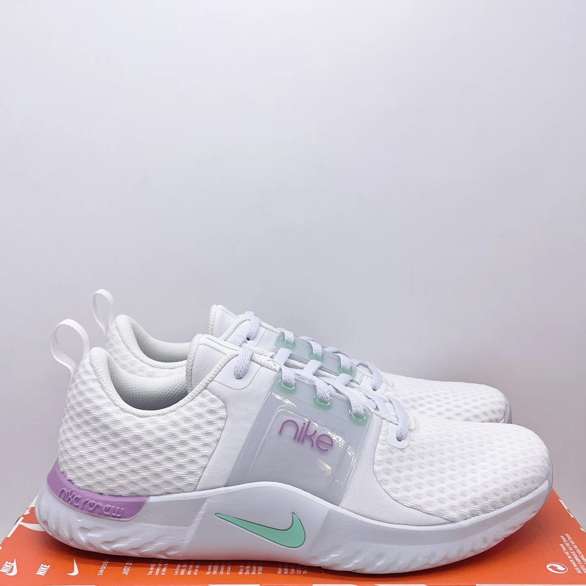 NEW Nike Renew In Season TR 10 White Violet Shock CK2576 104 Womens Size 11