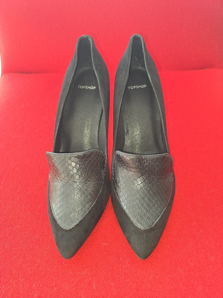 Top Shop Retro Style Ladies Black Leather and Suede Court Shoes