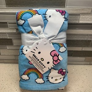 New Hello Kitty & Rainbows Set Of 2 Sky Blue Hand Towels Towel With Tag & Bow
