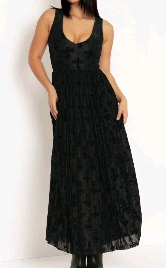 princess polly baby blue dress One Drop – Little Black Dress Lyrics