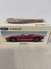 2004 Ford GT Die-Cast Model 1:18 Scale AUTOart Millennium Series 73021 W/Box