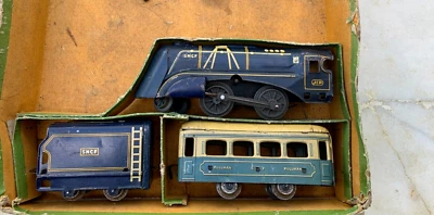 Train SNCF ancien JEP o locomotive, wagons, rails dans boite - Photo 1/4