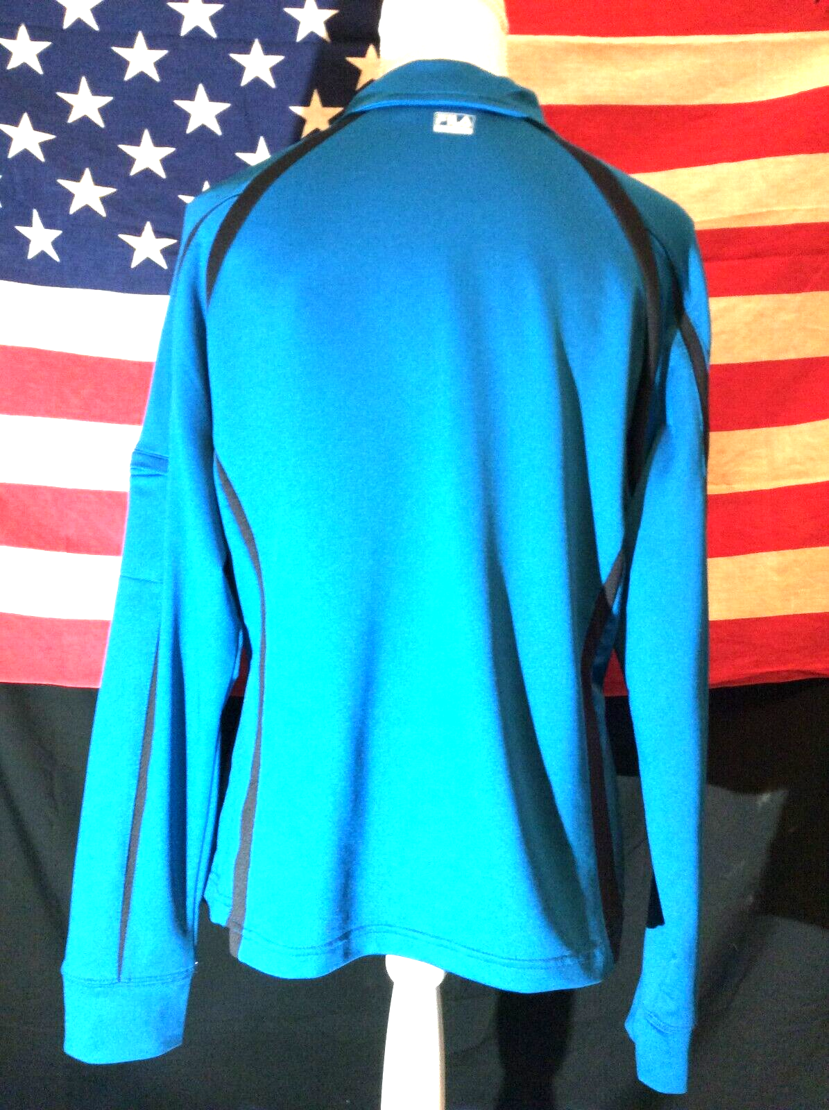 Nuovo senza etichette. GIUBBINO SPORTIVO FILA CON TASCHE CON ZIP. TAGLIA XL VERDE