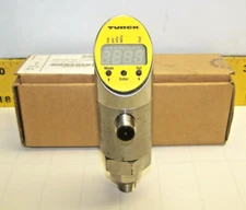 New Turck Pressure Sensor With Digital Display 24 VDC  PS01VR-503-LUUP8X-H1141