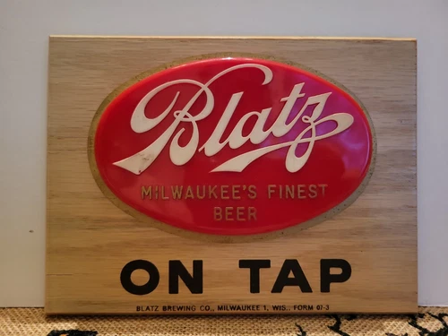 (VTG) 1940s BLATZ Beer red oval back bar Wooden Sign Milwaukee