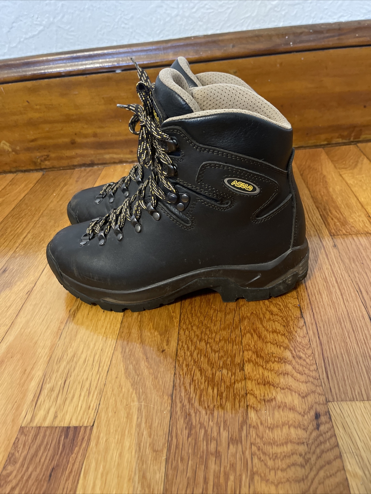 Asolo TPS 535 Leather Hiking Trekking Trail Boots Vibram Ladys Womens