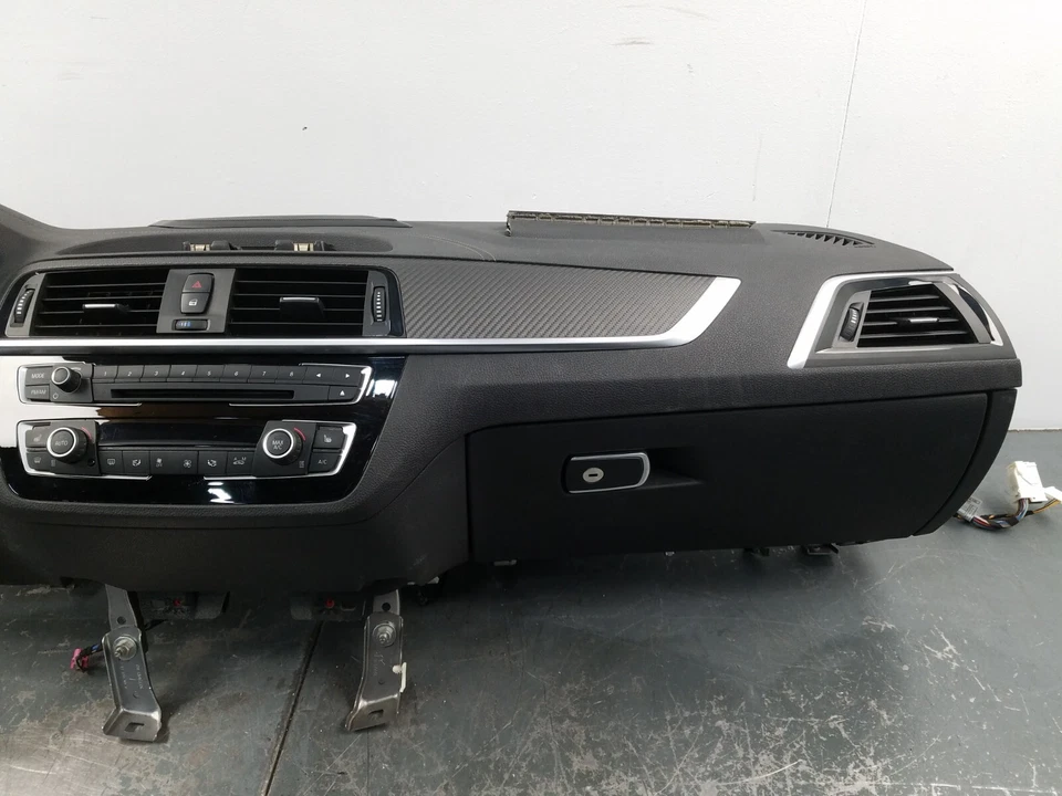 BMW M2 F87 2018 panel de instrumentos/guantera/controles de aire acondicionado/radio -** #2909 J3 Foto 3 de 4
