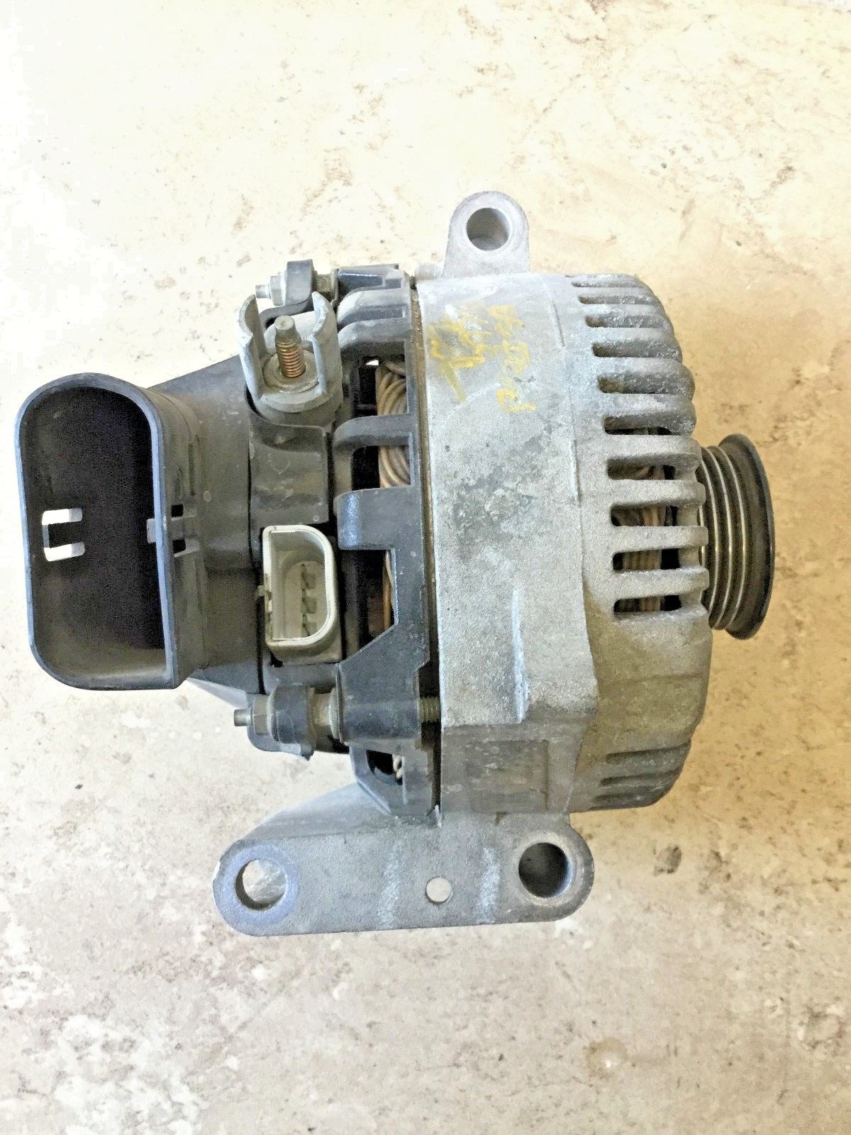 2005 FORD FOCUS ALTERNATOR OEM eBay