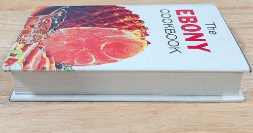 The Ebony Cookbook by Freda DeKnight HCDJ 1999 Printing Excellent Condition - Picture 7 of 8