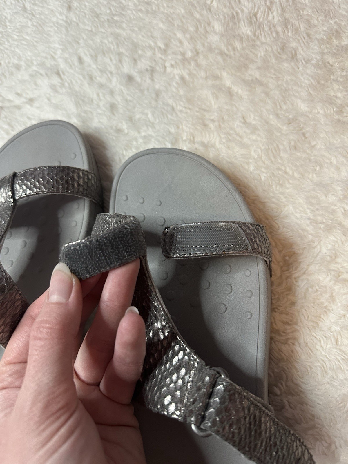 Vionic Silver Metallic Snake Print Adjustable Str… - image 5