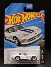 Hot Wheels 2026 Case B Treasure Hunt Drop Tops '92 Dodge Viper RT/10 RTH 29/150