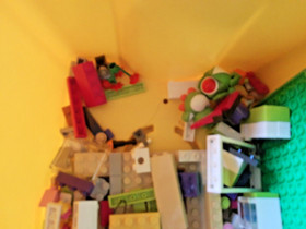 Used LEGO 10696 with Tote Blocks Platforms Creative Brick Box NO MANUAL Platform