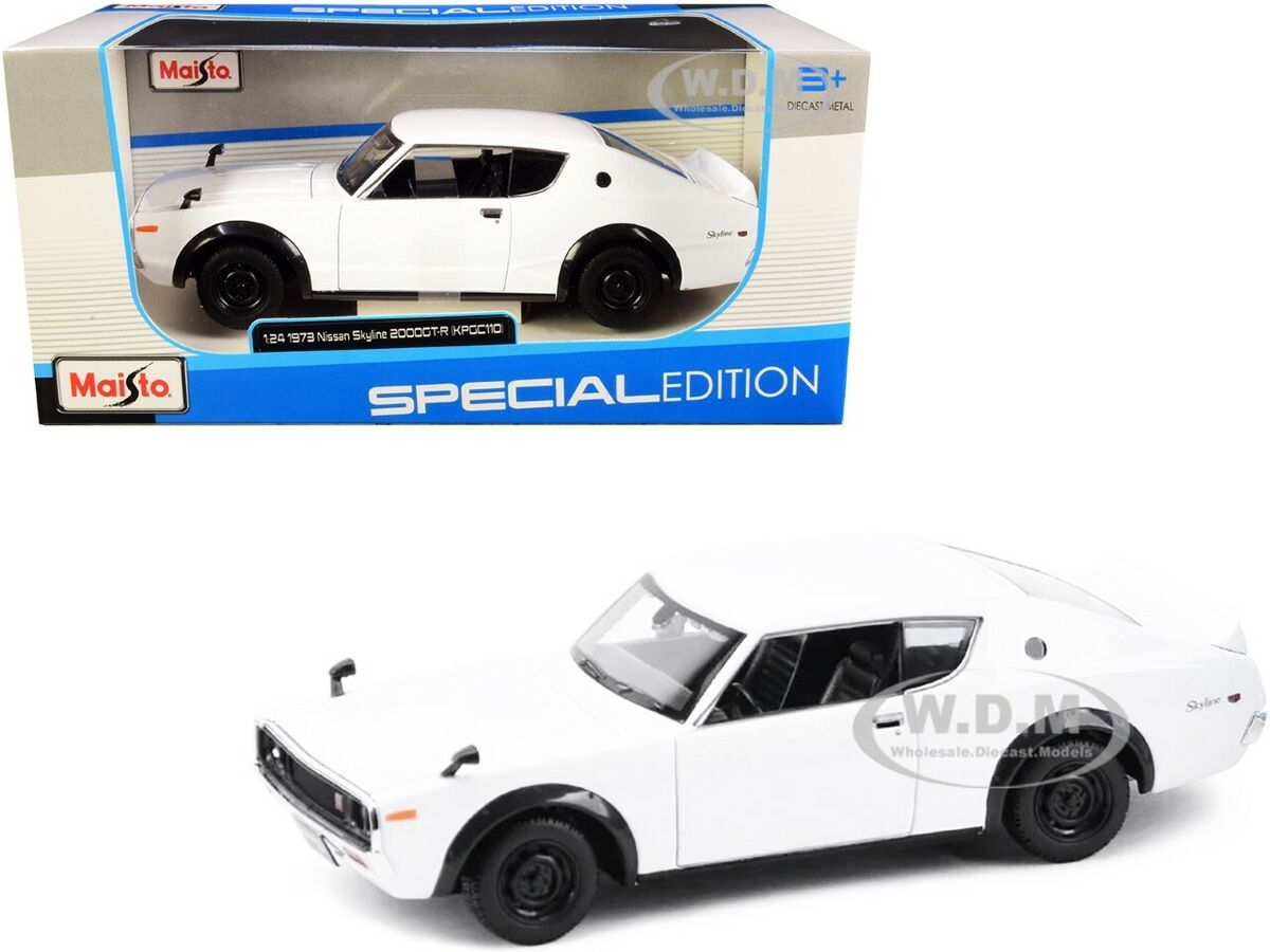 1973 NISSAN SKYLINE 2000GT-R KPGC110 WHITE 1/24 DIECAST 1973 NISSAN SKYLINE 2000GT-R KPGC110 WHITE 1/24 DIECAST
