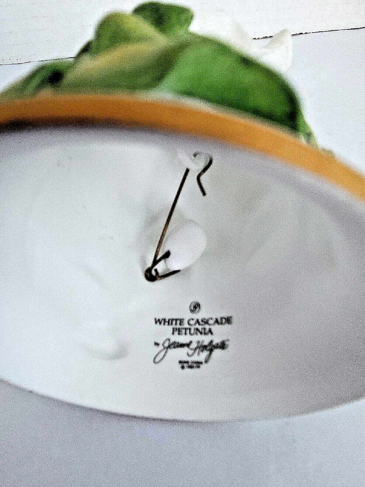 Picture 8 of 9