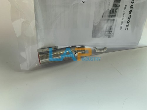 1PCS NEW For LEUZE IS 218MM/4NO-8EO-S12 Proximity Switch - Picture 4 of 9