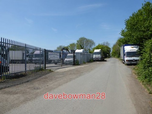 PHOTO BB COMMERCIAL TRADING LTD. KINGSDOWN LANE ENTRANCE TO A FIRM SPECIALISING - 第 1/1 張圖片
