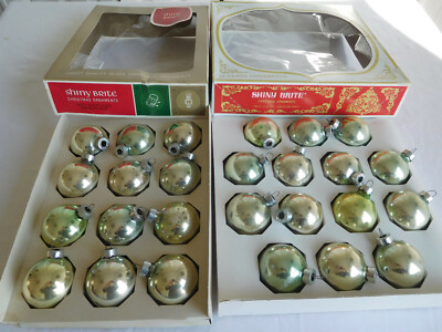 Lot of 26 Shiny Brite? Silver Champagne glass Christmas ornaments 1.75'' box #13