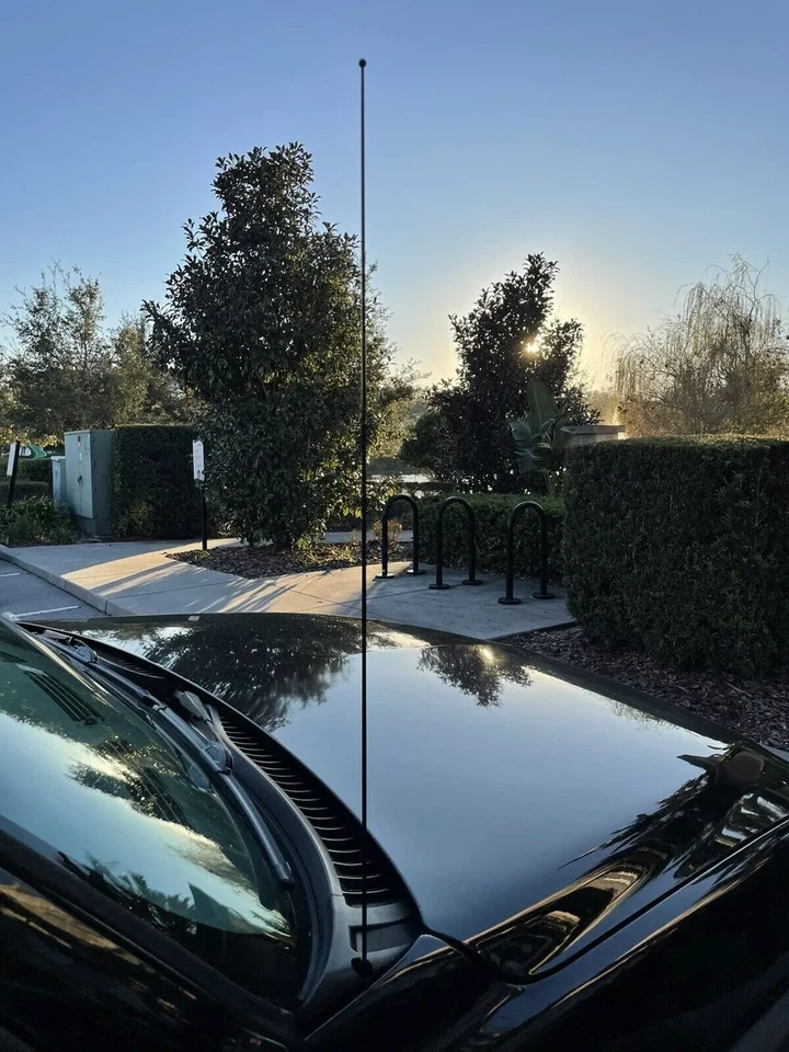 Mástil de antena de acero inoxidable negro de 31 pulgadas radio AM/FM para Chevrolet Tahoe 1992-2006 Foto 3 de 4