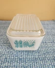 Vintage Pyrex 0502 Amish Butterprint 1 1/2 Pint Refrigerator Cov. Dish