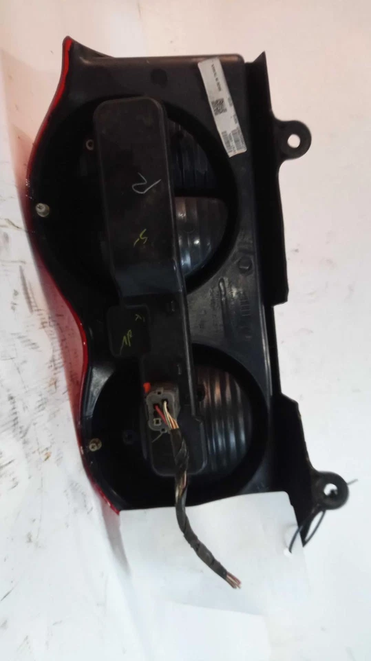 Conjunto de luz trasera izquierda usado se adapta a: Dodge Durango 2007 grado A izquierdo Foto 2 de 4